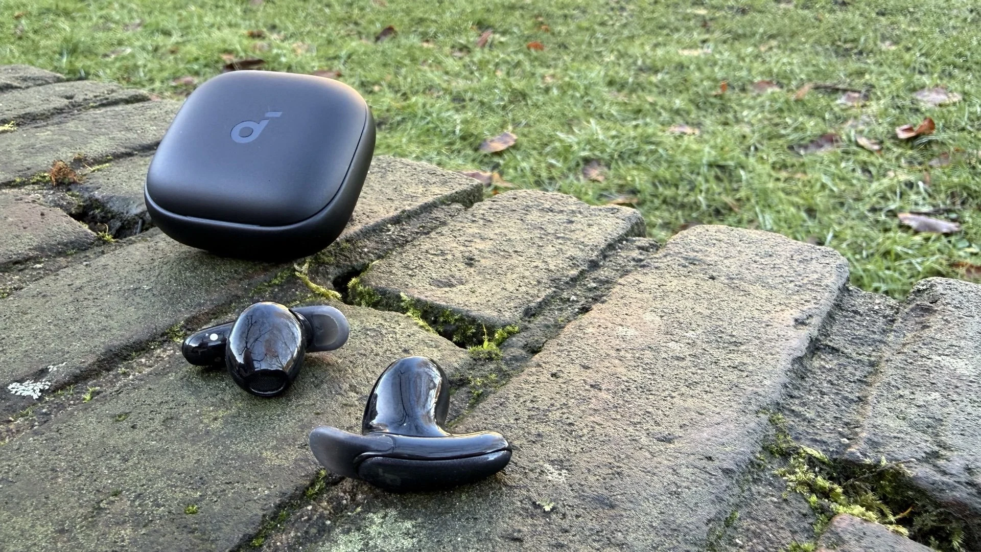 Soundcore Liberty Buds review: Better than AirPods 4 ANC?